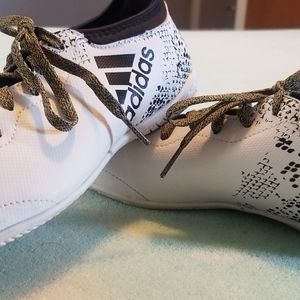 Boys Indoor Soccer Shoes